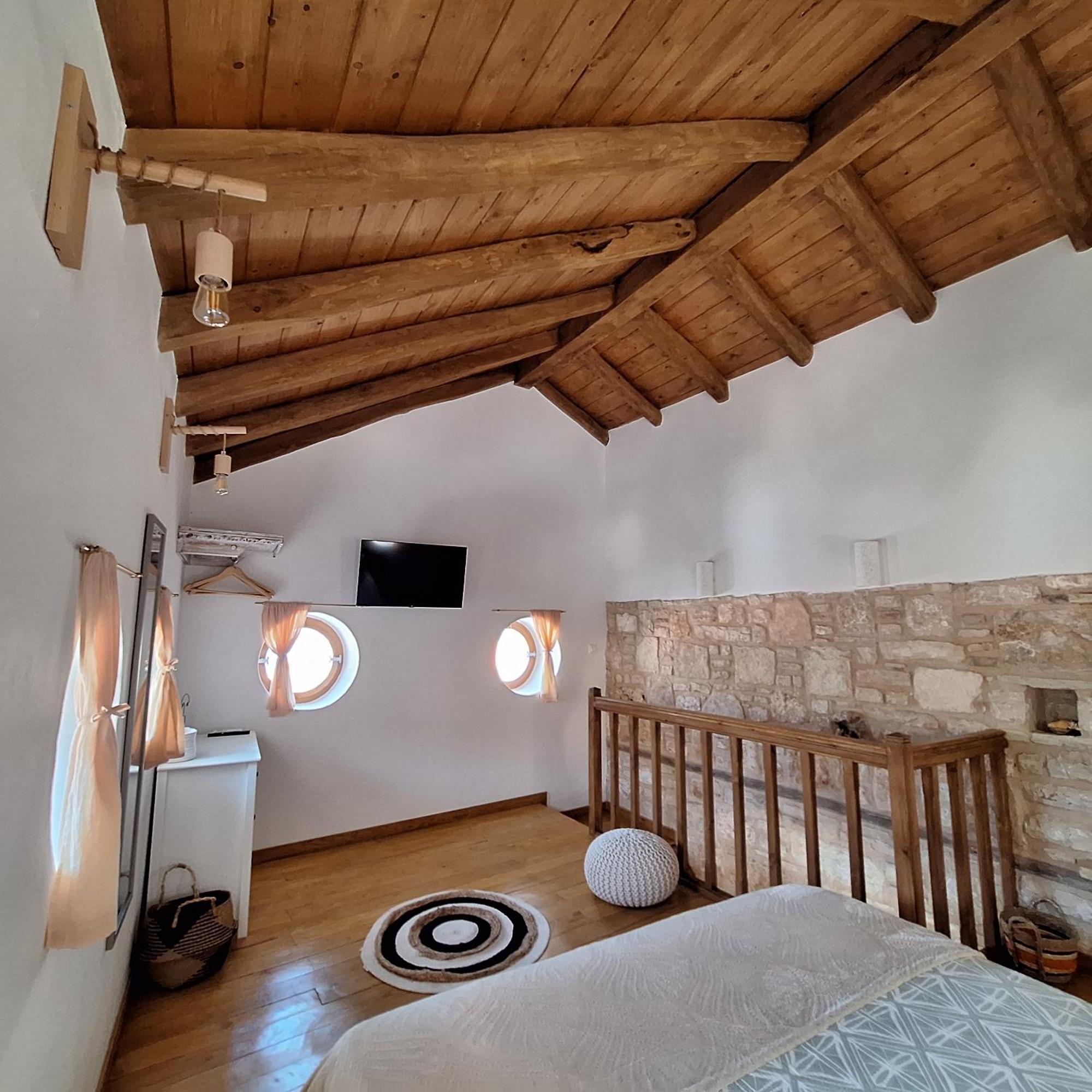 To Pefko - Mezzanines - Apartmán Meyísti