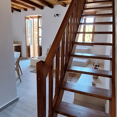 Ferienwohnung To Pefko - Mezzanines - Meyísti Exterior foto