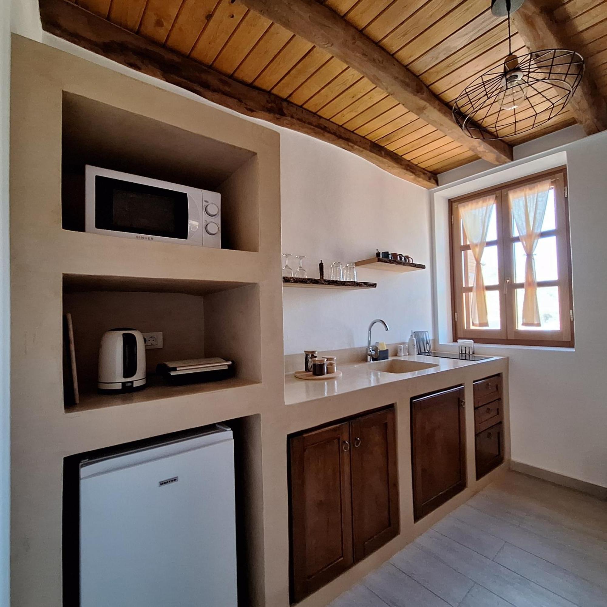 Apartment To Pefko - Mezzanines - *