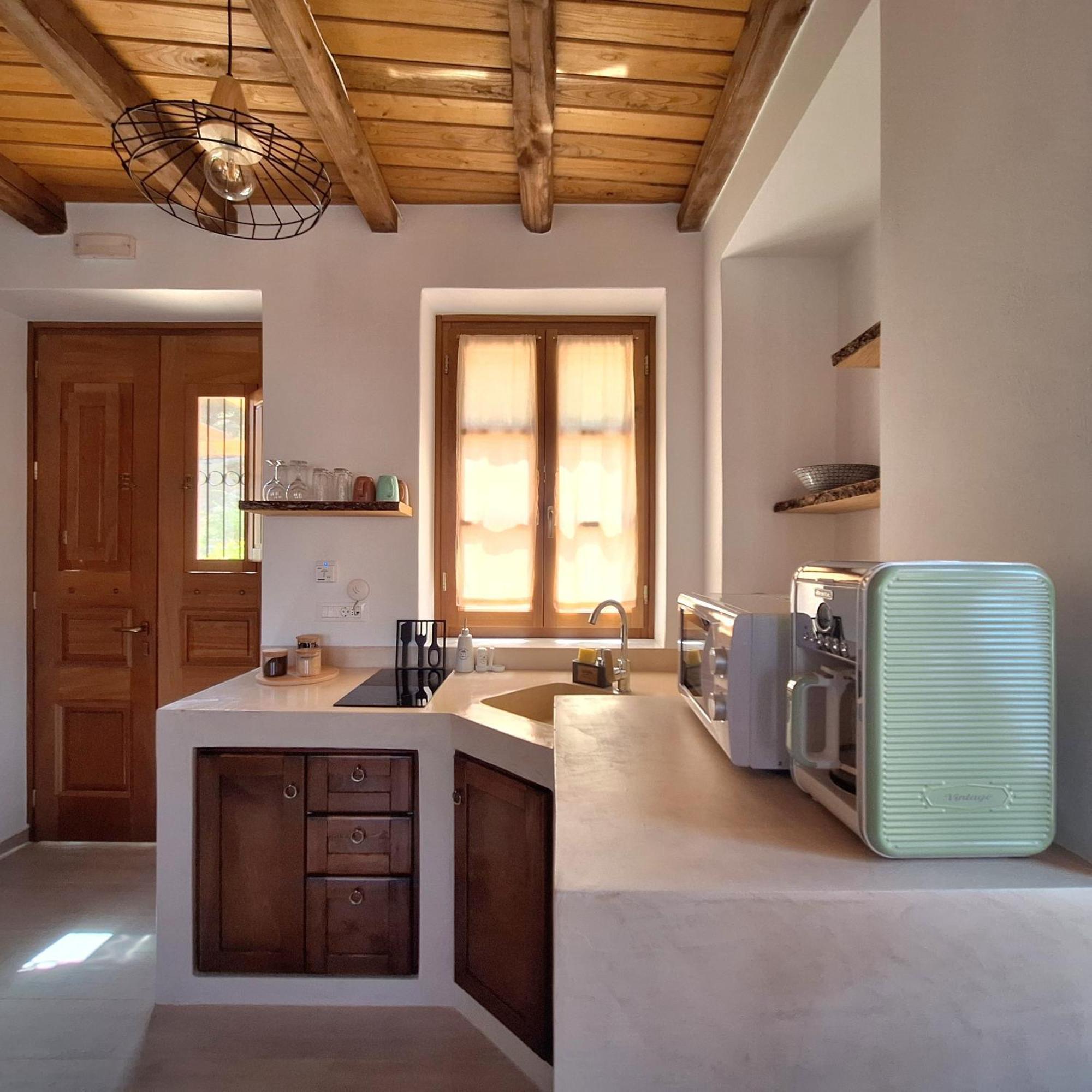 To Pefko - Mezzanines - Apartment Meyísti